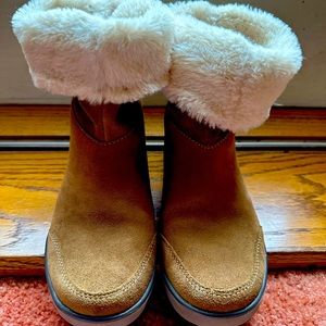 Eddie Bauer Fur Lined Boots